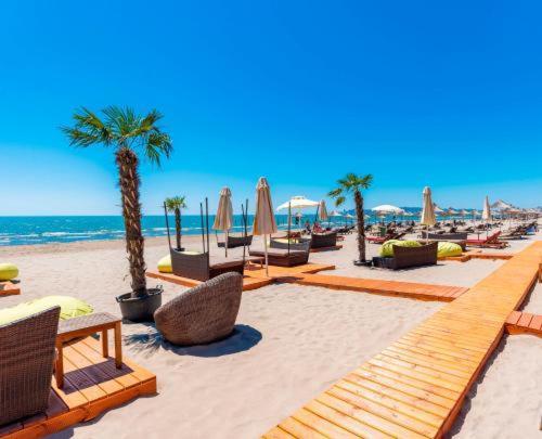 Gold Key Apartments, Durres Beach Exteriér fotografie